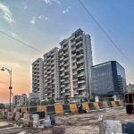 3.5 కి.మీ కత్రాజ్-కోంధ్వా రహదారి విస్తరణకు అవసరమైన భూమికి నగదు పరిహారాన్ని రాష్ట్రం ఆమోదించింది