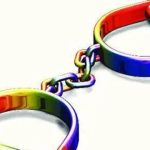 హత్యా నేరం మీద ఒకరు పట్టుబడ్డారు; మైనర్ను అదుపులోకి తీసుకున్నారు