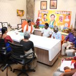 మాజీ సైనికుల సమస్యల పరిష్కారానికి కృషి అర్బన్ ఎమ్మెల్యే తో మాజీ సైనికుల సంక్షేమ సంఘం భేటీ..