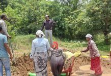 రైతుల పొలాలలో ఫారం పాండ్, కమ్యూనిటీ స్థలాల్లో నీటి కుంట లను నిర్మించుకోవాలి..