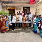 మైక్రో రేషన్ కార్డుల పంపిణీ 46, 47వ వార్డుల్లో లబ్ధిదారులకు కార్డులు అందజేత…