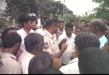 మెంట్రాజ్పల్లి రైతుల కష్టాలు.. కరెంటు ఎప్పుడు పోతుందో తెలియదు!