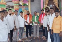 రేణుక ఎల్లమ్మ ఆలయ వార్షికోత్సవంలో కాంగ్రెస్ నాయకులకు ఘన సన్మానం…