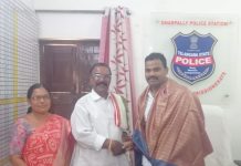ధర్పల్లి ఎస్సై సందీప్కు సర్పంచ్ సన్మానం…