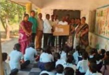 సీతారాంపూర్ పాఠశాలకు టీవీ అందజేత…