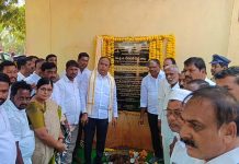 ధర్పల్లి ఆదర్శ పాఠశాలలో క్రీడా వసతులకు రూ.60 లక్షలు శంకుస్థాపన చేసిన ఎమ్మెల్యే డాక్టర్ భూపతి రెడ్డి…